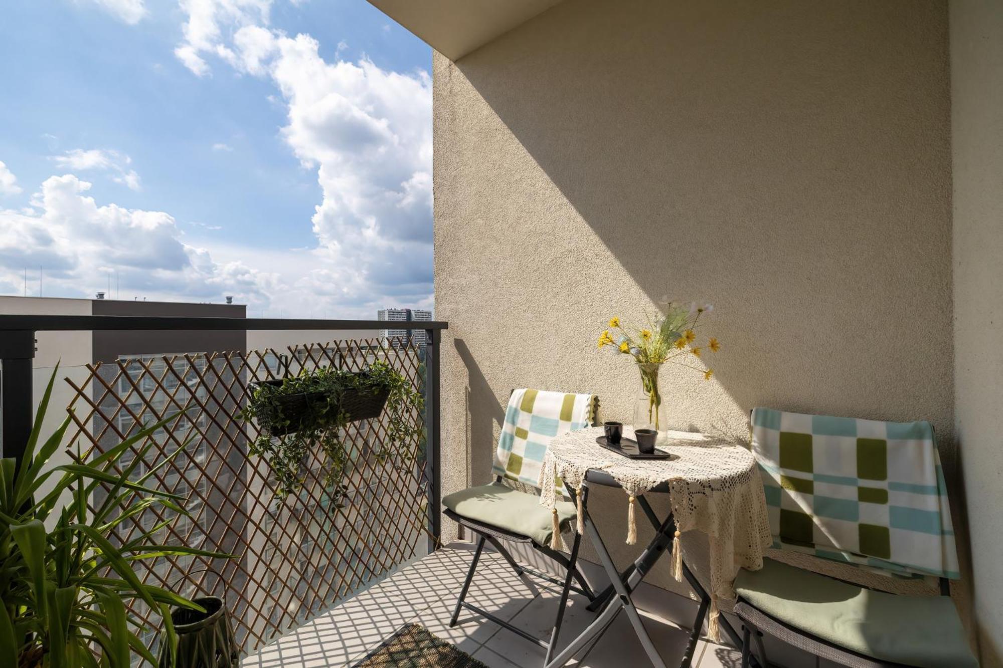 Tysiaclecia Studio Apartament Z Balkonem I Darmowym Parkingiem By Noclegi Renters Katovice Exteriér fotografie