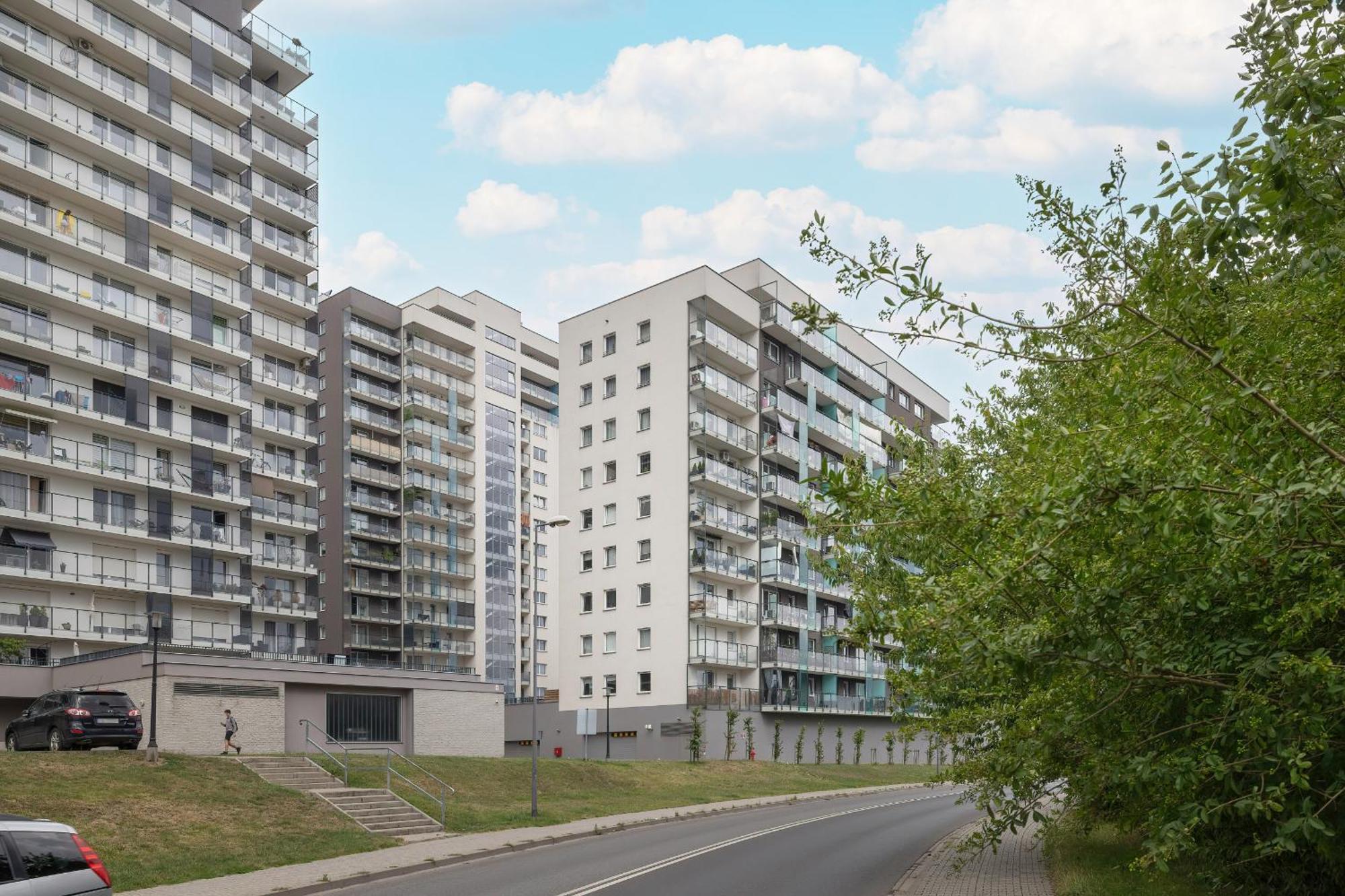 Tysiaclecia Studio Apartament Z Balkonem I Darmowym Parkingiem By Noclegi Renters Katovice Exteriér fotografie