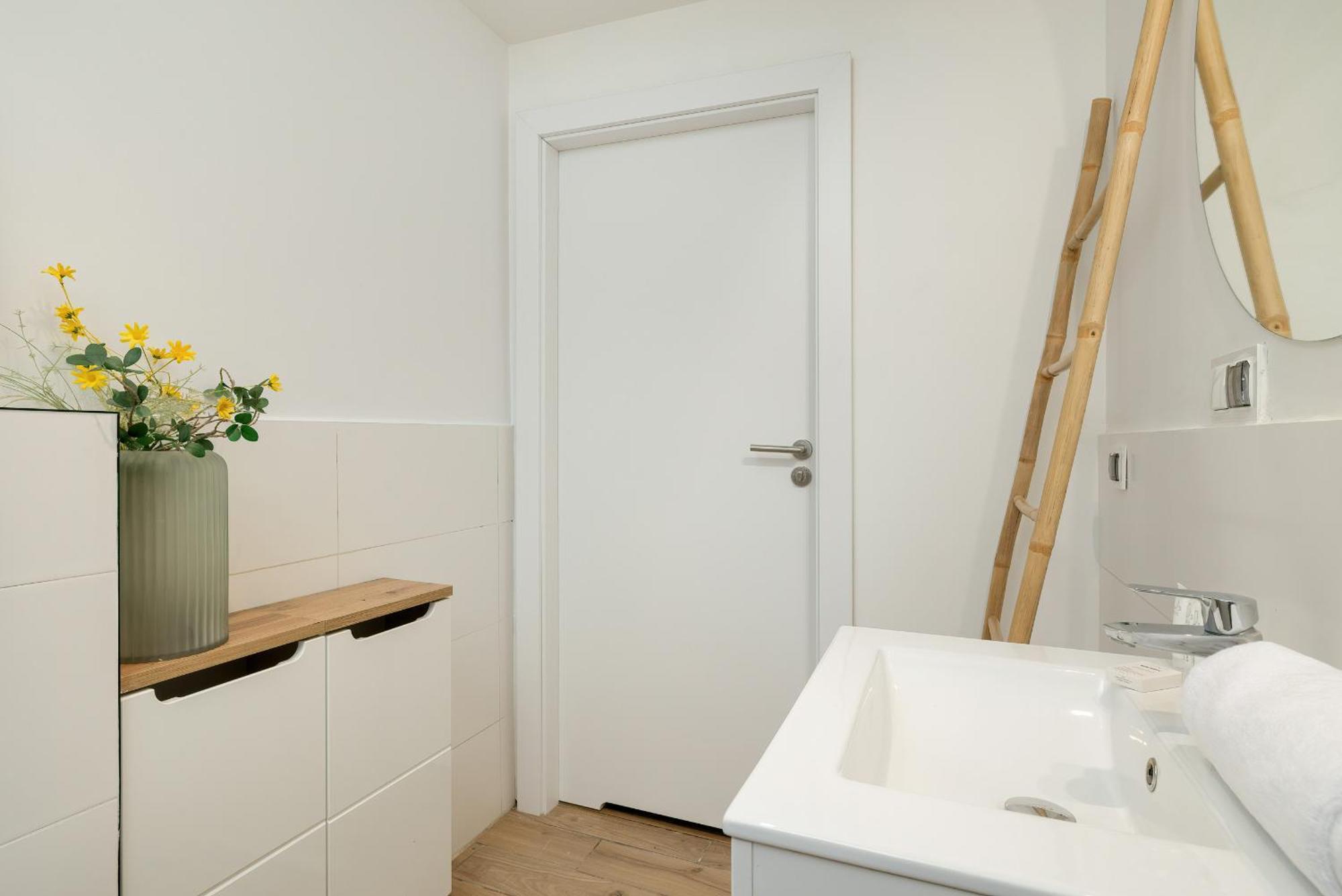 Tysiaclecia Studio Apartament Z Balkonem I Darmowym Parkingiem By Noclegi Renters Katovice Exteriér fotografie