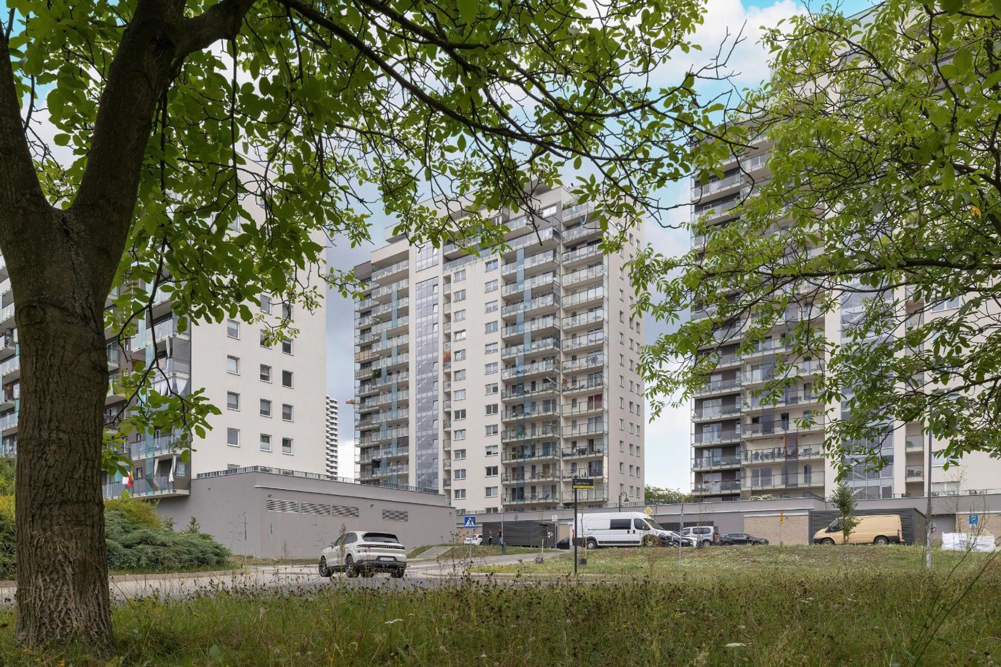 Tysiaclecia Studio Apartament Z Balkonem I Darmowym Parkingiem By Noclegi Renters Katovice Exteriér fotografie